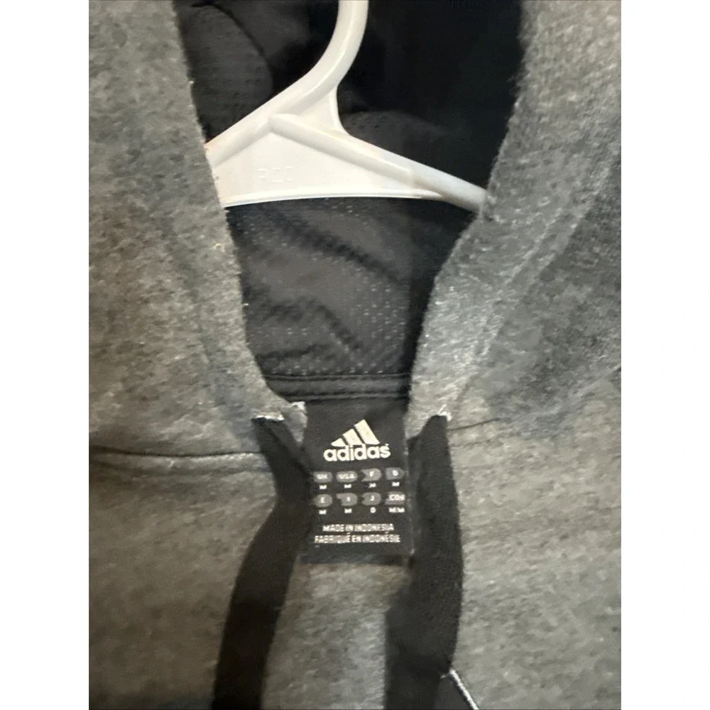 Adidas Hoodie Men's Medium Gray Cotton 90 % Polyester 10 % Pullover Sweatshirt